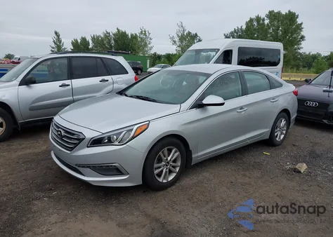 2015 Hyundai Sonata Se z USA, uszkodzony, nr VIN 5NPE24AF3FH095501